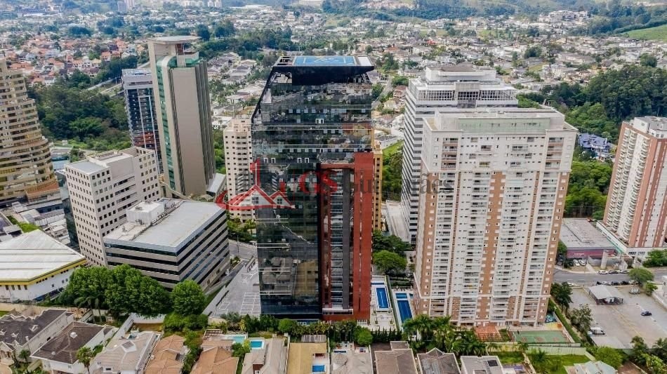 Localizado em Alphaville, no 18 do Forte Empresarial, o Edifício Trend Tower Home Office possui 90 apartamentos e 262 salas comerciais e 3 lojas no térreo. Fácil acesso a Rodovia C