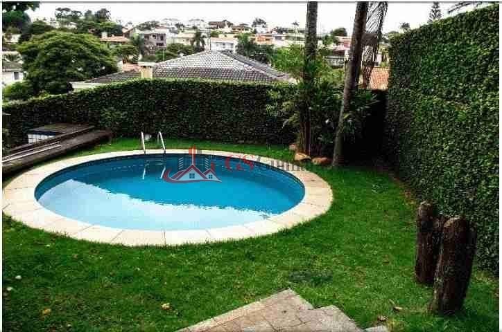 Casa 3 dorm, 330 m² por R$ 15.000/mês Alphaville-Barueri