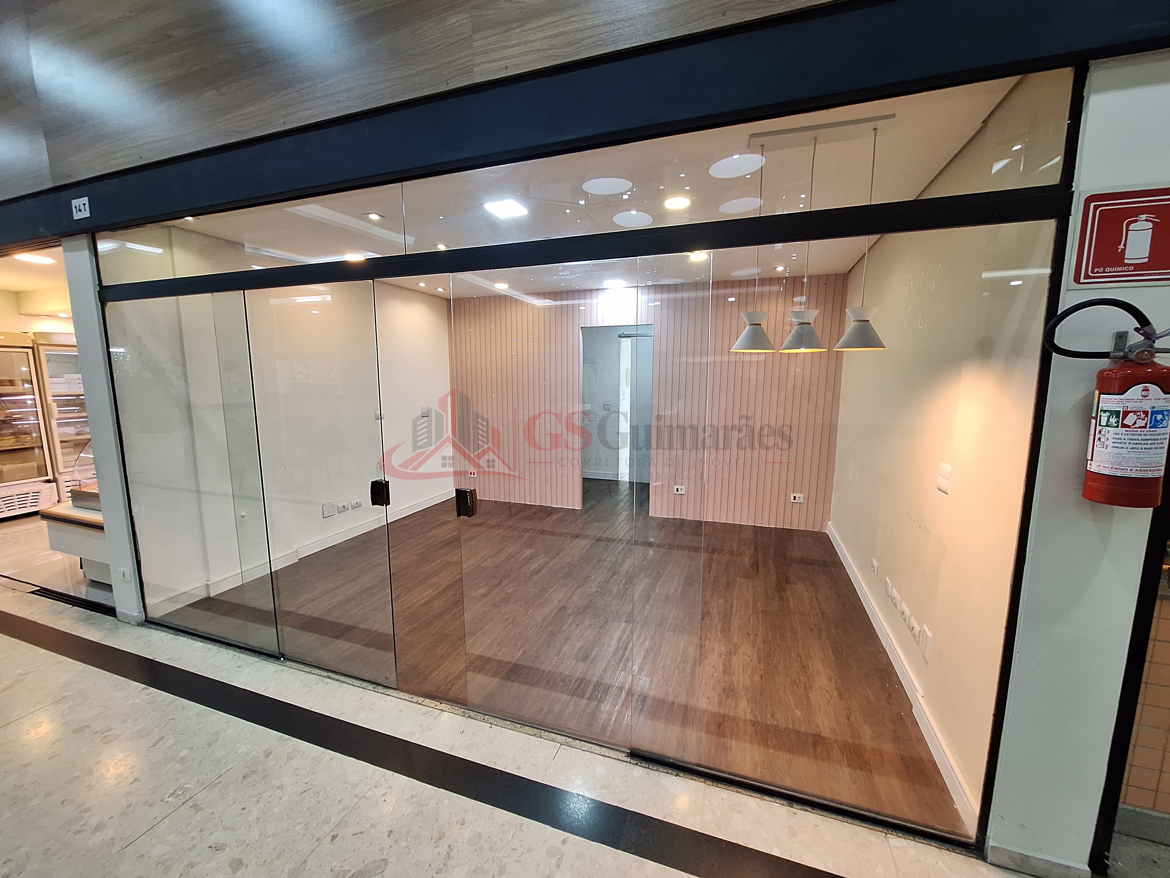 Loja comercial para locação no Shopping Service – 42,62 m² | Alphaville